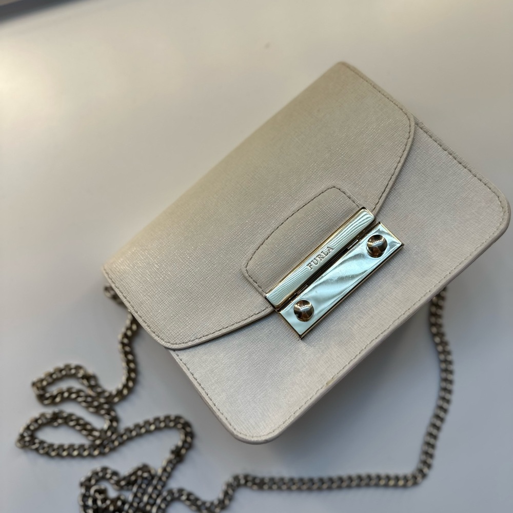Furla bella mini white